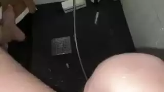 عملية فردية مخصصة لحفرة مراهقة ضيقة ومبللة