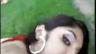 امرأة عربية مثيرة تأخذه بوضعية الكلب في العلن