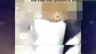 حفلة عيد الميلاد الجماعية: الضيف يحصل على قذف كبير على الوجه