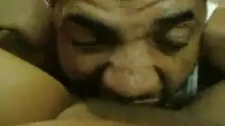 بيضرب مراته في كسها