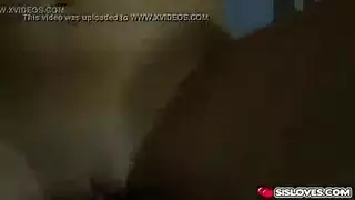 الاخ ينيك اخته و هي نائمة بعنف وتبكي