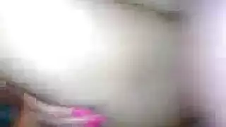تم ضربي في المقعد الخلفي من قبل شاب من البرية