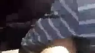 نيك خفي: سمراء غافلة تأخذه كله في الخارج