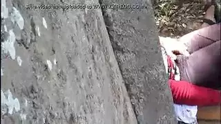 إباحية عربية في الخارج: جنس غابة حار مع تسجيل سري